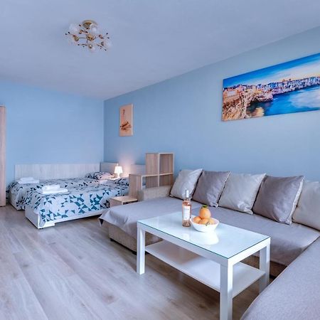 Daisy - 3 Room And Kitchen Apartment In Lazur Burgas Exteriör bild